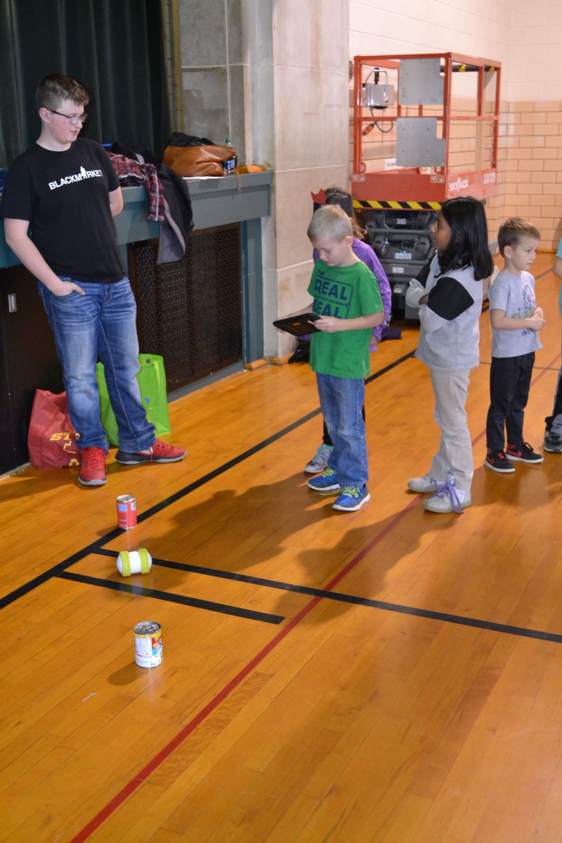 WolfTechie's tweet photo. Souper Success
Elementary students collected soup for food pantry &amp; then used them to create a maze.  Middle School STEM Buddies came and helped them use robots to drive through the mazes. https://t.co/jFZuUbzBIX