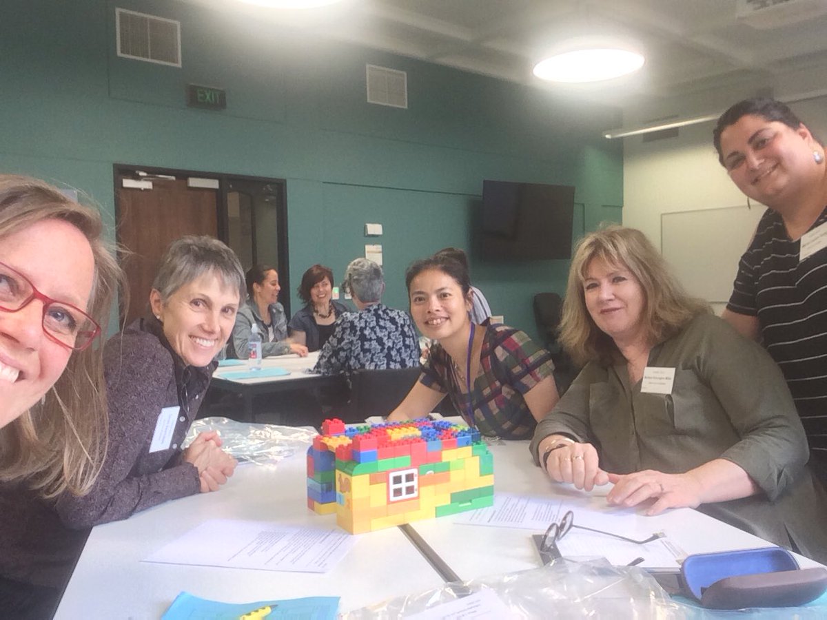 JuliaCr372's tweet photo. Lego... group work! #TERNZ2017 https://t.co/Cb4FWb46jS