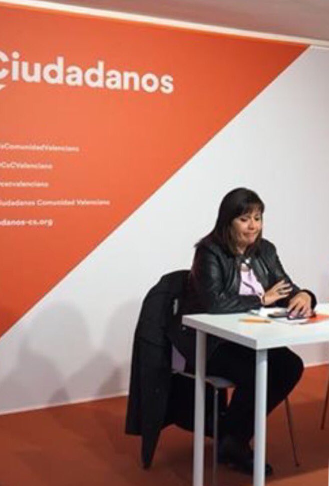Mariola42's tweet photo. Hoy trabajando sobre propuestas en la Protección y Prevención en la violencia de género. Faltan medios en seguridad y protección a las victimas. #Proteccion👮 https://t.co/ok05qeMrTC