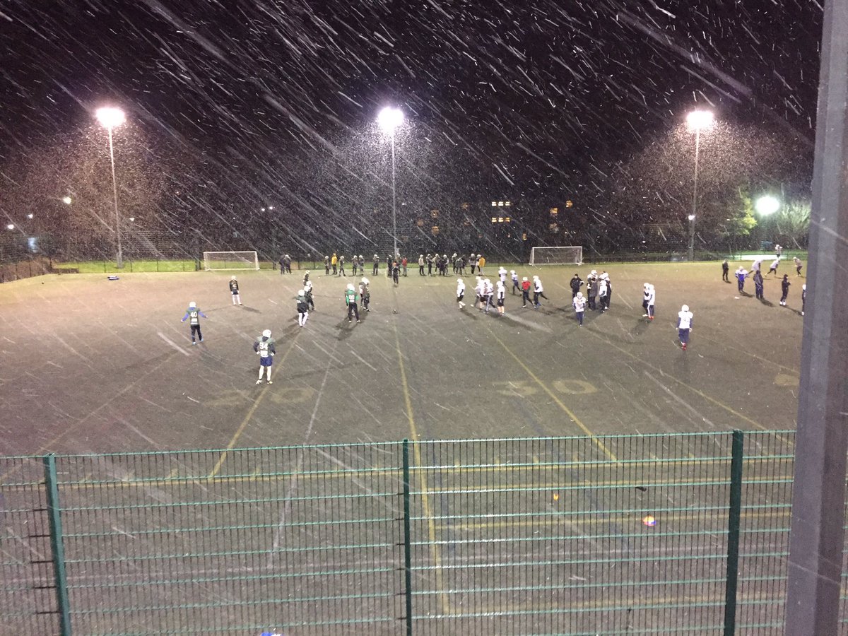 UoNAF's tweet photo. Still training in the snow, of course Coach Glen is still wearing shorts #beatwarwick https://t.co/7vmzrhOvko