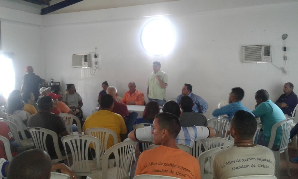 PsuvJcs's tweet photo. Hoy tuvimos la Visita del Protector del Estado Merida, el Camarada @JEHYSONGUZMAN en el Mcpio Julio Cesar Salas. https://t.co/VPOS3WlRWq