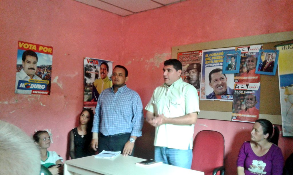 PsuvJcs's tweet photo. Hoy tuvimos la Visita del Protector del Estado Merida, el Camarada @JEHYSONGUZMAN en el Mcpio Julio Cesar Salas. https://t.co/VPOS3WlRWq