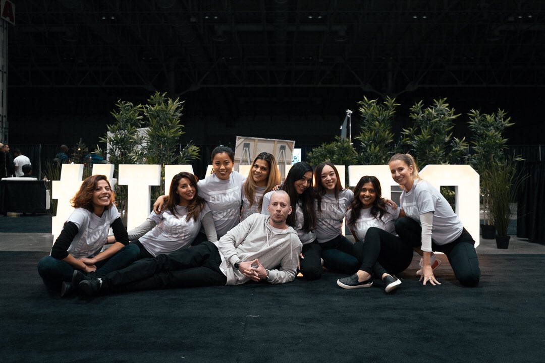 Funky_Fraiche's tweet photo. Our team was present at the Influence Toronto Conference and also put together the "Funky Energy Squad" to keep the crowd entertained. ๐๐ป
@GrantCardone , @CaseyNeistat , Angel Rich and @cthagod were also present to inspire and influence us all! ๐ฅ
#ImInTo #InfluenceTO https://t.co/6itu1YTMHr