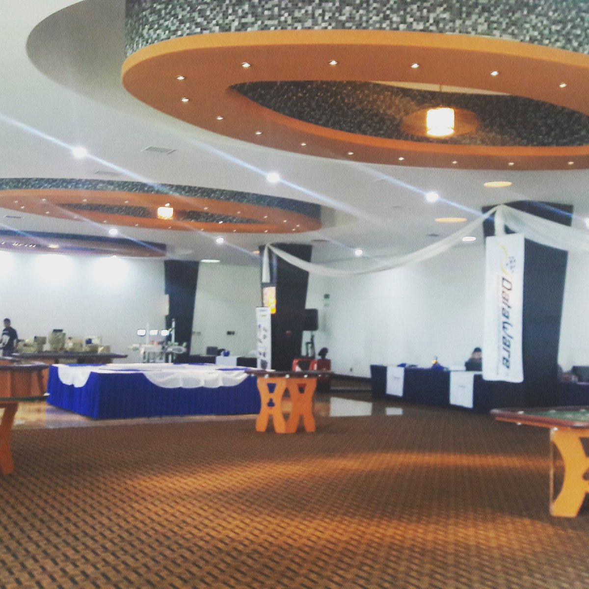 DataWare_'s tweet photo. Ya listos para el #casinodtw #dataware #equipodataware! Los esperamos a las 6.00pm para jugar y ganar muchos premios!! https://t.co/NnmIgAbrEg