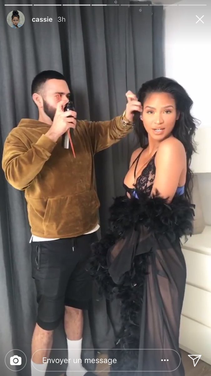 90shawty's tweet photo. Cassie c'est pour me tuer là https://t.co/a0B1e2RAil