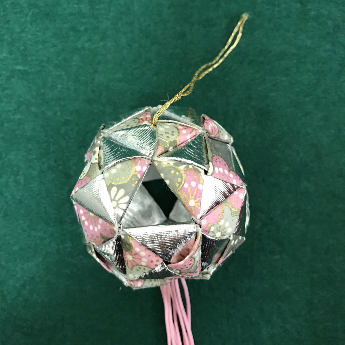 HamCJCC's tweet photo. Saturday Dec 2 from 10 to 3 - join us for our Xmas bazaar! Beautiful handmade ornaments, vintage Japanese goods, and from 11 onwards, yummy Japanese food! 45 Hempstead Drive. https://t.co/8OM3T8qXfn