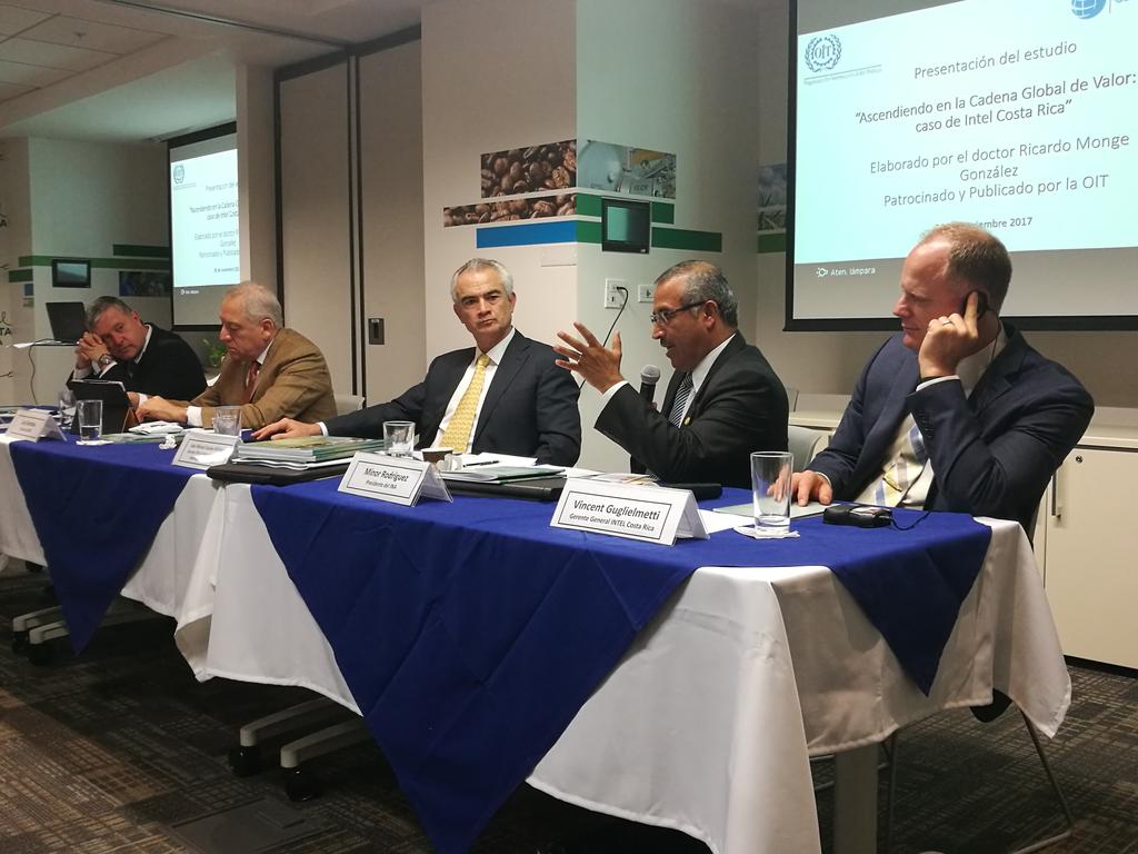 minorrod's tweet image. Foro "Ascendiendo en la Cadena Global de Valor, lecciones para aprovechar la etapa se I&amp;amp;D" @comexcr