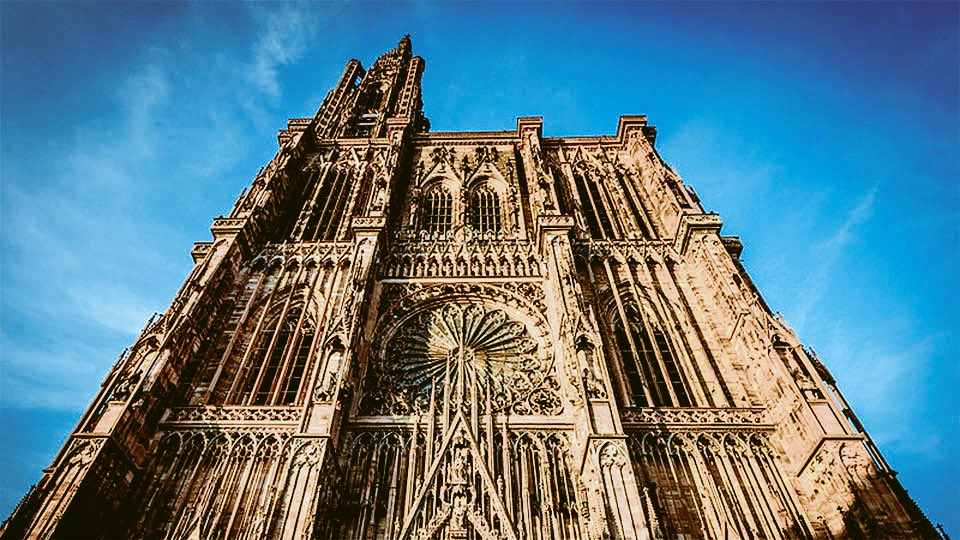 EdithMndez8's tweet photo. -Catedral de Estrasburgo, gótico alemán.
-Catedral de Salisbury, gótico inglés. @H_CulturaII_DG https://t.co/n4UZNddWwU