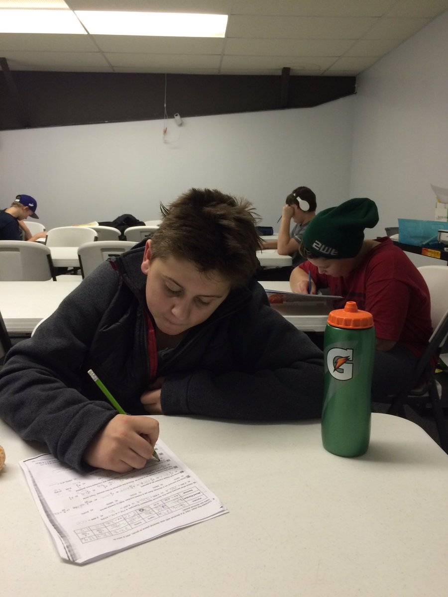 SAOHockey's tweet photo. Academy crew #gettingatit 📚after a dry-land and on ice session! #hardworkpaysoff #hockeylife https://t.co/zOpgAX1cEU