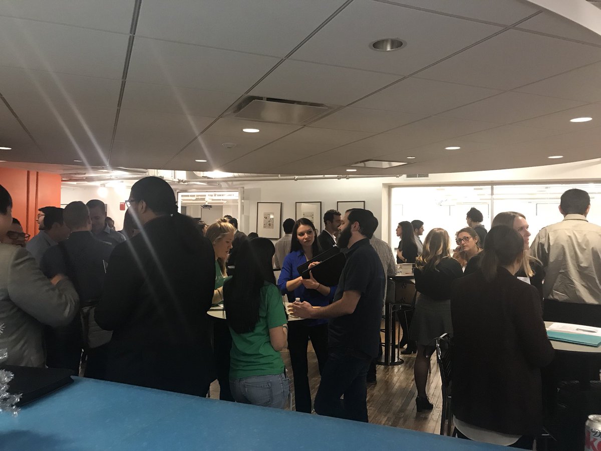 brentlwilliams's tweet photo. Big shoutout to @charleschuman, @ITAbuzz and the rest of #chicago hirers who’ve come out to help an awesome group of #Outcomehealth alums find new roles. https://t.co/RefyXEL3d2
