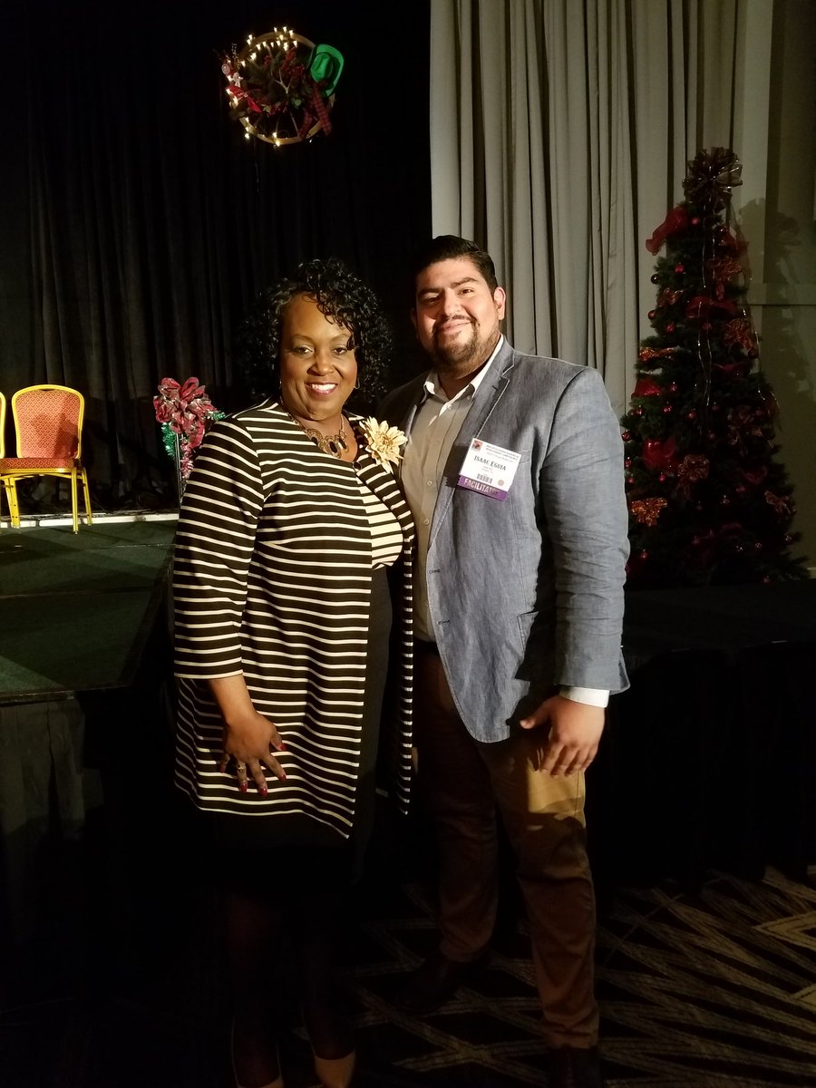 Isaac_Eguia's tweet photo. @Dr_MamaJ will make you laugh, clap, sing, and cry all in the name of love for your students and families in need of your help. Just have to open your heart....... @Alief_Fame won't stop believing in them #PICONF2017 https://t.co/EgYmxFozry