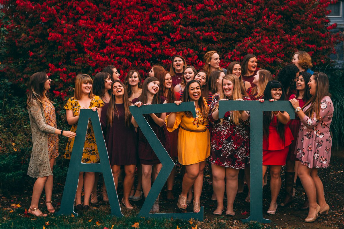 Interested in Greek life? Sign up for spring recruitment using the link in our bio!⚓