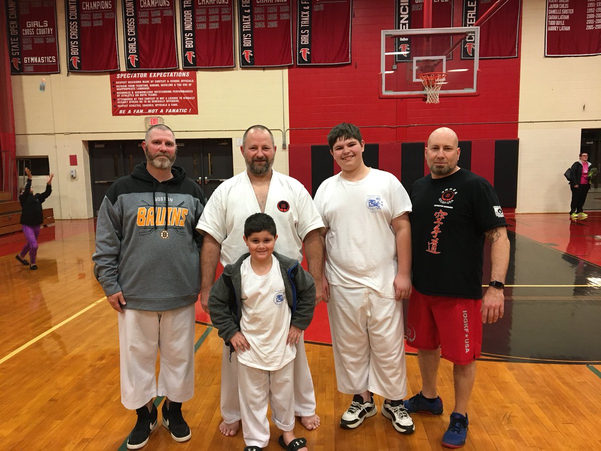 thurman_banks's tweet photo. Training with some of the best. #GojoRyu #HonoredToTrainWithSensei #ConnecticutGojuKan https://t.co/azOxsKb2Bf