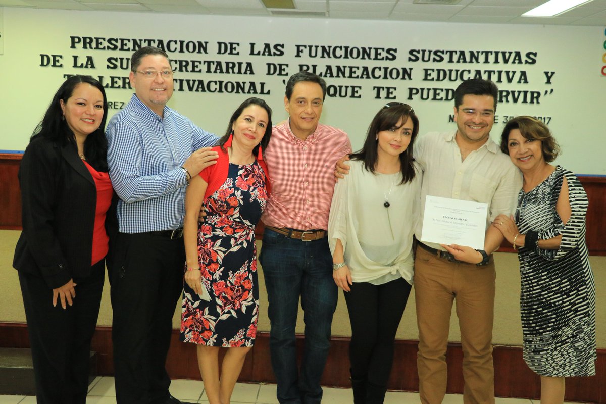 Presentación de las funciones sustantivas de la Subsecretaría de Planeación Educativa y Taller Motivacional "En que te puedo servir" Taller Impartido por Héctor Montalvo Escandón.