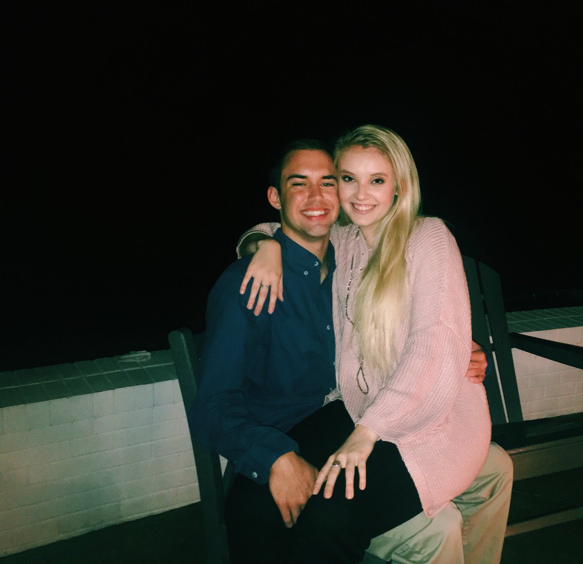 maddie_sabourin's tweet image. proud gf bc my guy is gonna be an #honorsdawg!!!!!!!! so so proud!!!!!!❤️🐶🤓🤓 #ugahonors