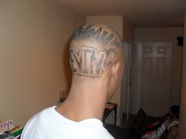 Phi_NullyFamous's tweet photo. I might post a throwback Thursday. Freshman year of college #PVAMU #Fall09 #Spring2010 semester https://t.co/xSoJVeQzpN