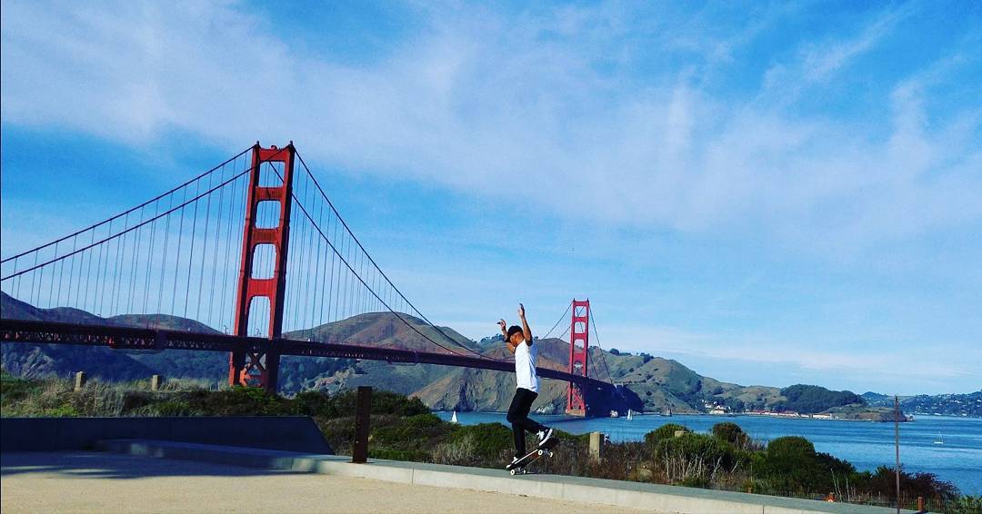 VarianGray's tweet photo. #SanFrancisco #TheBay #BayArea #GoldenGateBridge #Norcal #Skateboarding #Skate #StreetSkate #NoseManual #GTurn #OldSchool #SkateOrDie #LiveToSkate #SantaCruz #TomKnox #Vans #HalfCabs https://t.co/O6LBZuS0Be