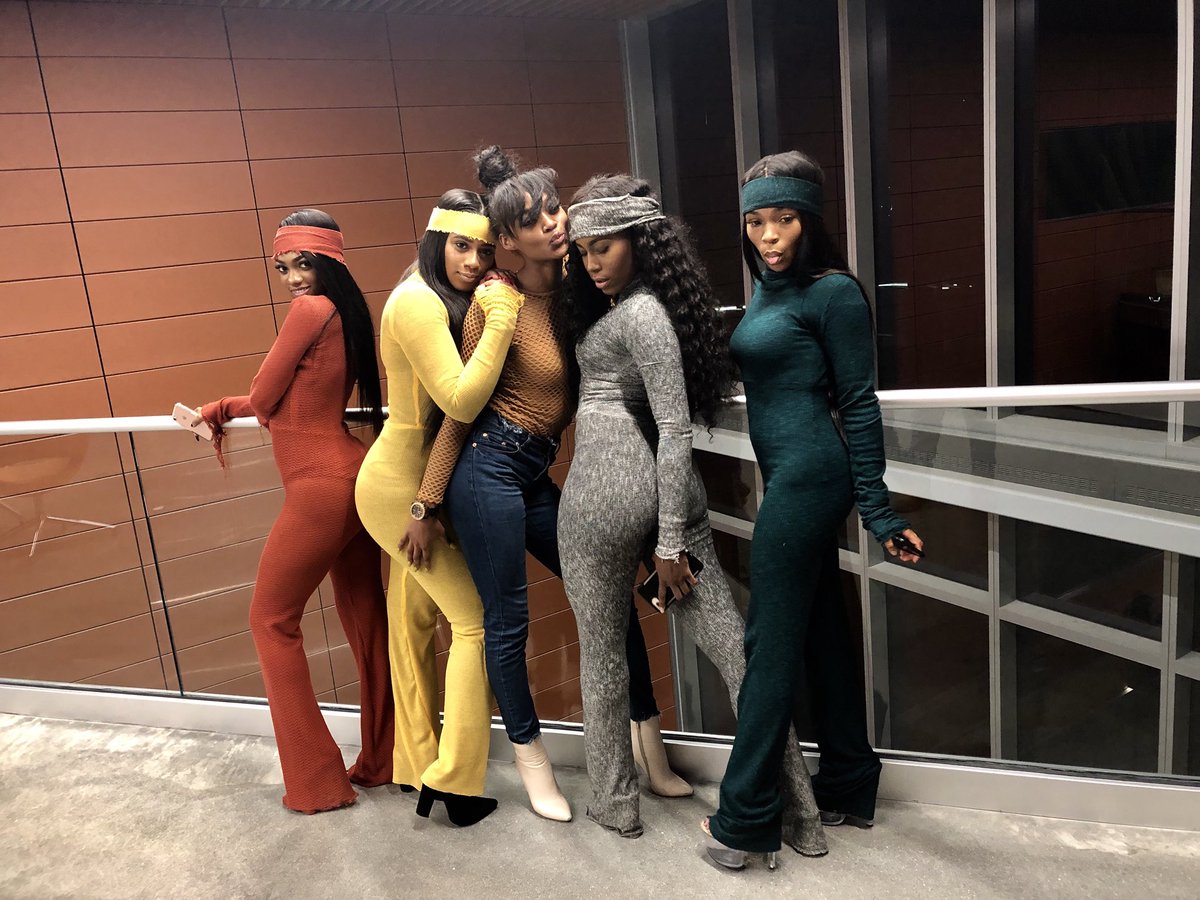 kingbellaa's tweet photo. just B E L L E ! https://t.co/qpOSm6aa4j
