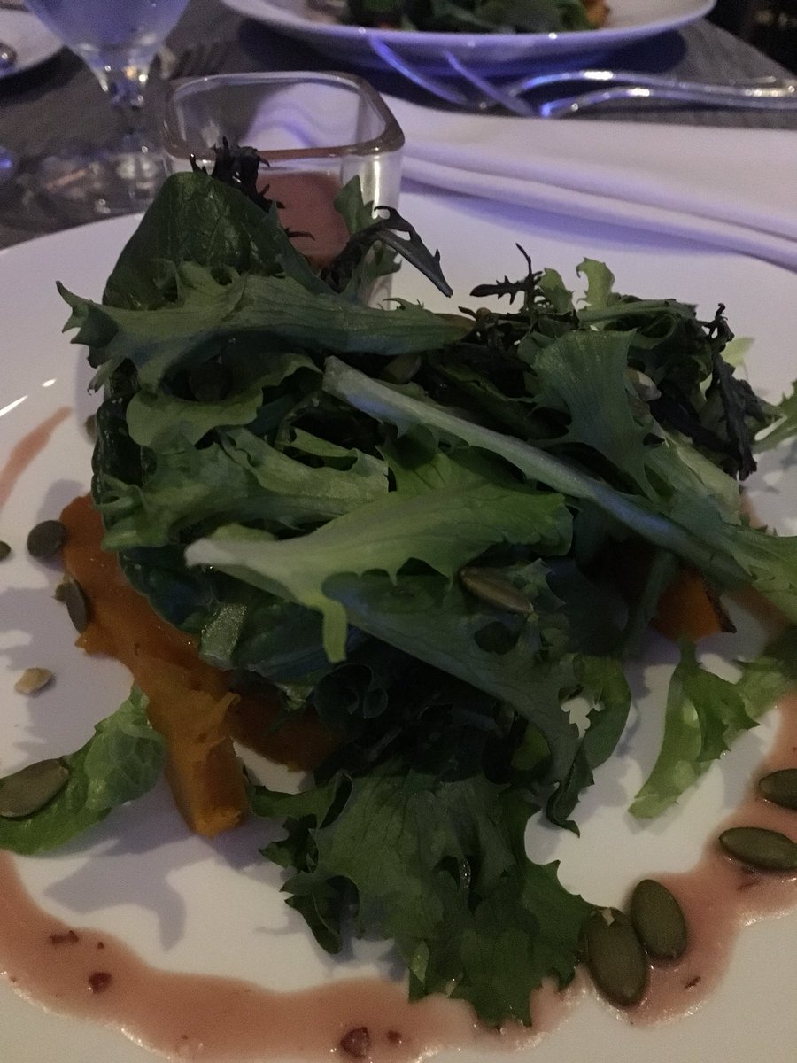 HungryLobbyist's tweet photo. #LobbyHard #OFIIDinner https://t.co/d07atGreSn