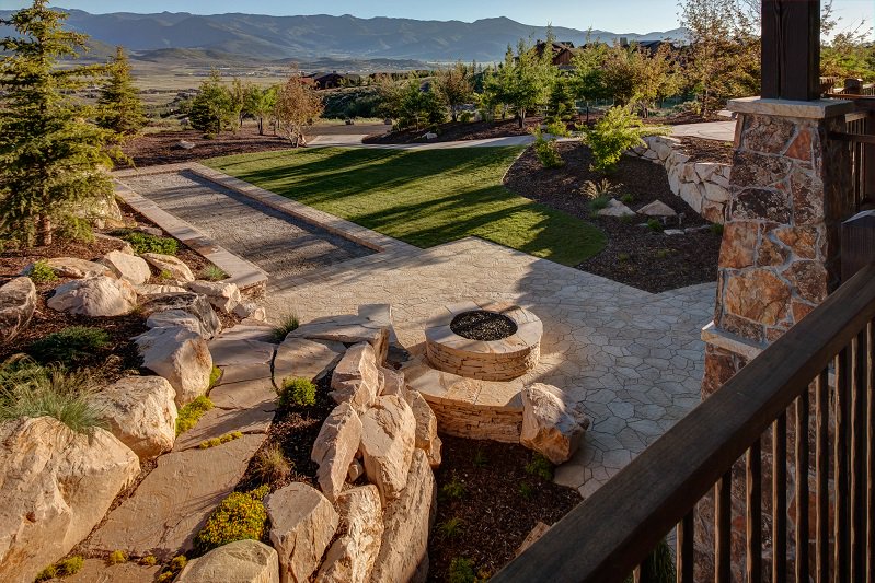 tucklandscape's tweet photo. Add dramatic flair to those breathtaking Utah views with beautiful yard space. https://t.co/Cv9YI6PlJ5