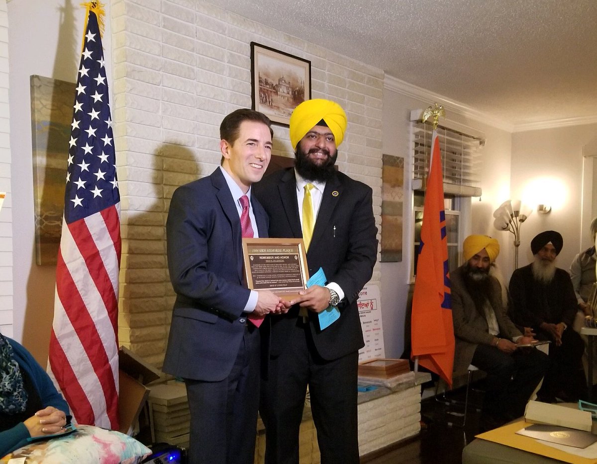 ChrisMatteiCT's tweet photo. Honored to be with CT's Sikh community to commemorate the 1984 Sikh genocide &amp; to join in fellowship with all faiths. #OneConnecticut https://t.co/3LSSyKmkQa