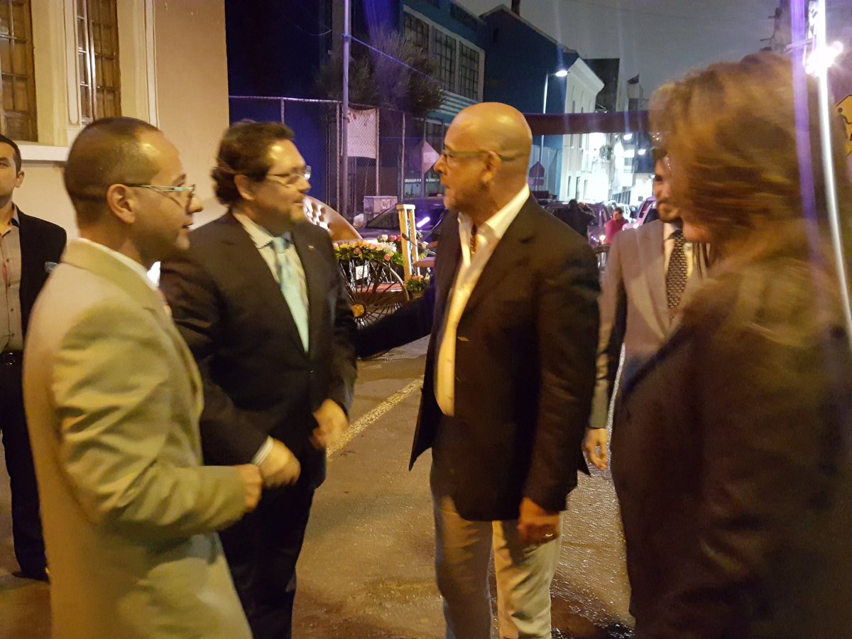 TurismoEc's tweet photo. El centro de la capital de los ecuatorianos adquiere más belleza con la apertura del Hotel Mama Cuchara, en la que participa el ministro @PonceDeLeonEC https://t.co/WNJxehmitg