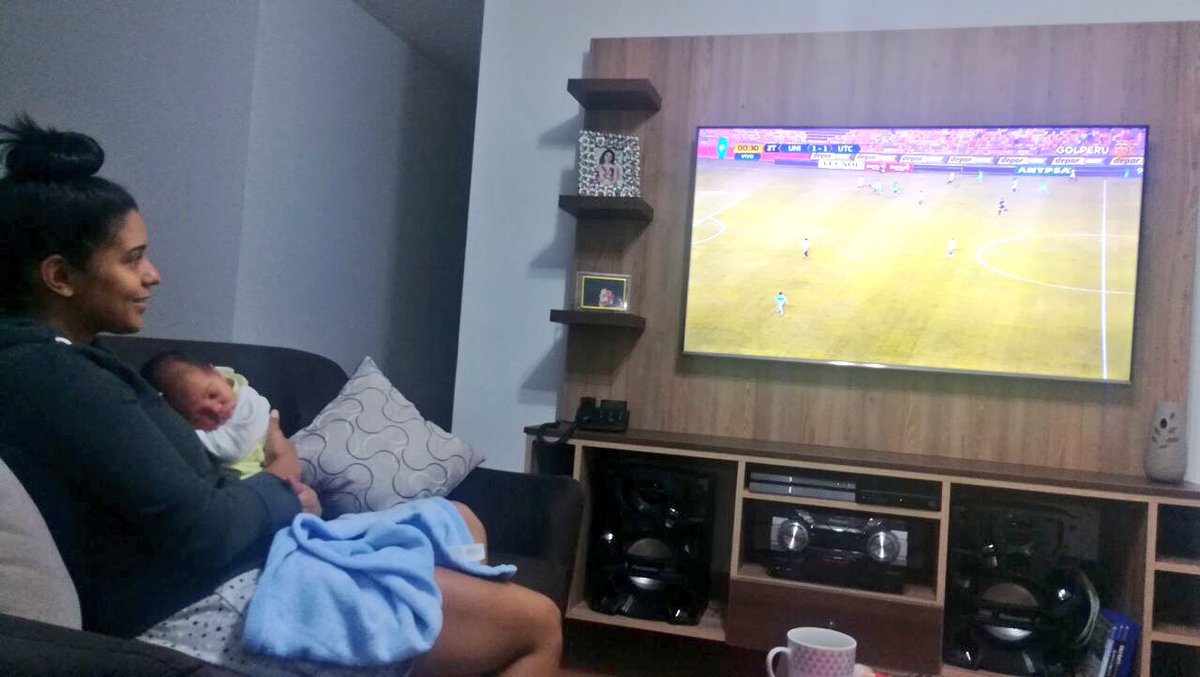 r_miranda28's tweet photo. Viendo el partido 🤗 https://t.co/e2p17BW4YL