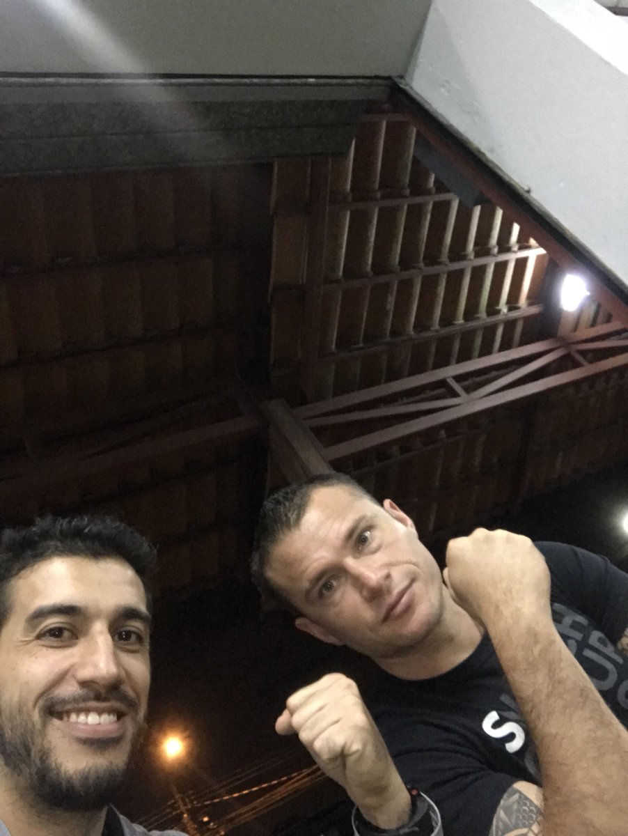 fmcc54's tweet photo. Hoy tuve la oportunidad de compartir tiempo con dos grandes amigos que admiro y respeto como personas y profesionales!!!! Christian Podetti y Victor Carrillo!!! Lindo verlos hijos míos !!!!
#SomosFMCC #underarmourcr #Biotest https://t.co/XqhZcxCqJF