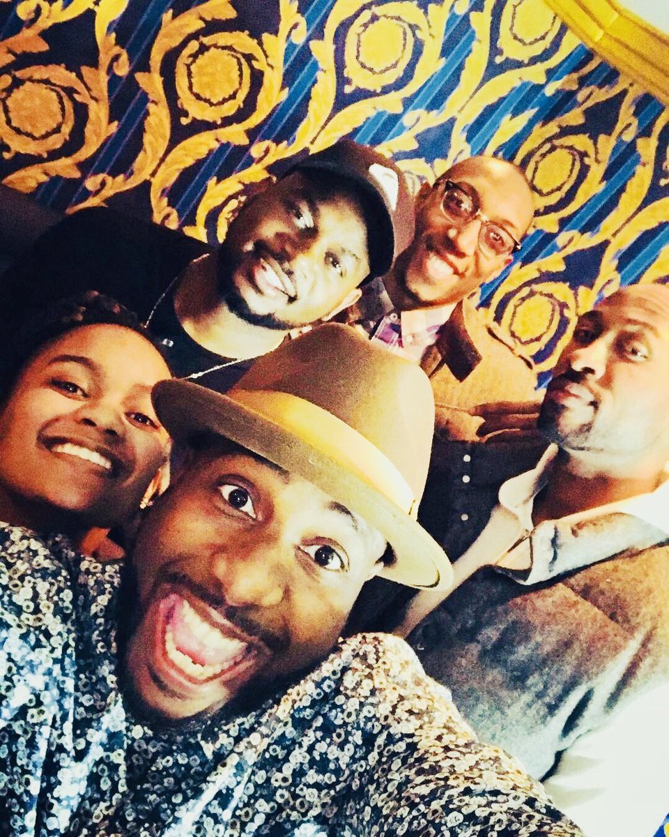 CrackEmUpCLE's tweet photo. Much luv goes out to @JohnBrutonWTF @joeyzsazsa105 @btidy216 @KissMyJas @mikeheadcomedy Thx for the laughs lastnight @MedusaCLE #clevelandcomedy #crackemup 11/29 https://t.co/yvTqwOKbB5