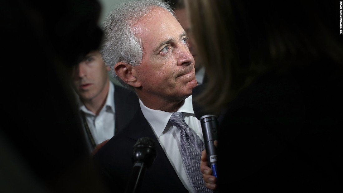 CNNPolitics's tweet photo. Sen. Bob Corker's $1 trillion tax reform problem https://t.co/NxdaVRs8BJ https://t.co/NyBgozqw1m