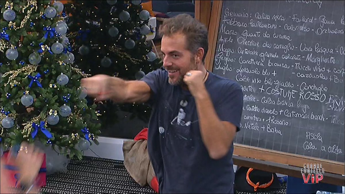 LamaDramaqueen2's tweet photo. Aida vs Daniele
Ci credevano un sacchissimo 😂
Mi piace un sacco la loro amicizia e come si divertono insieme si vede che sono sinceri 💛💛#gfvip #aidani #teamboss #teamaida https://t.co/I7HXZUS2uT