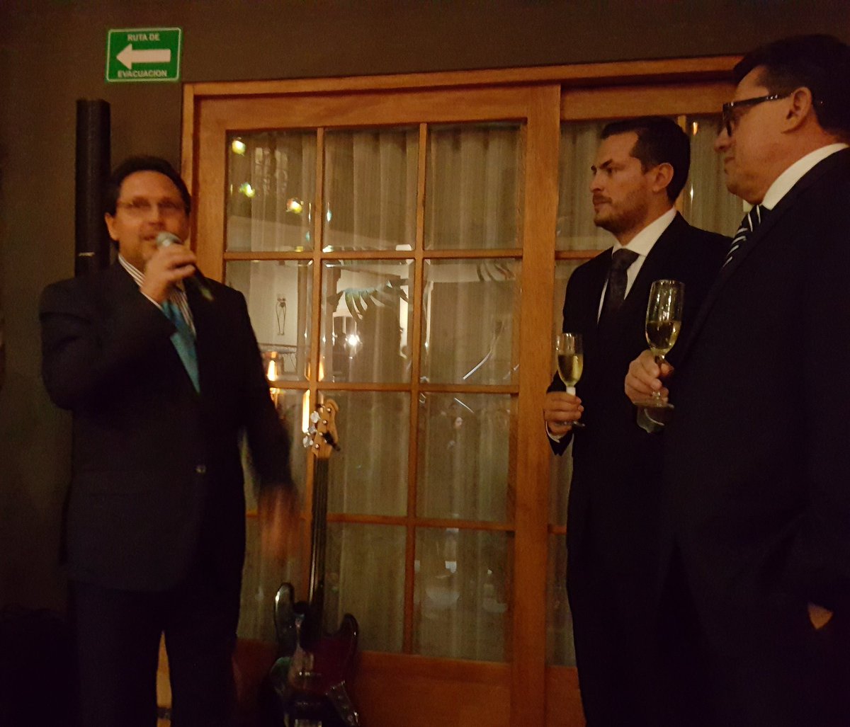 TurismoEc's tweet photo. "Estamos invitando a cada ecuatoriano a convertirse en turista y a reenamorarse de su país", @PonceDeLeonEC https://t.co/SNfCBj4fwt