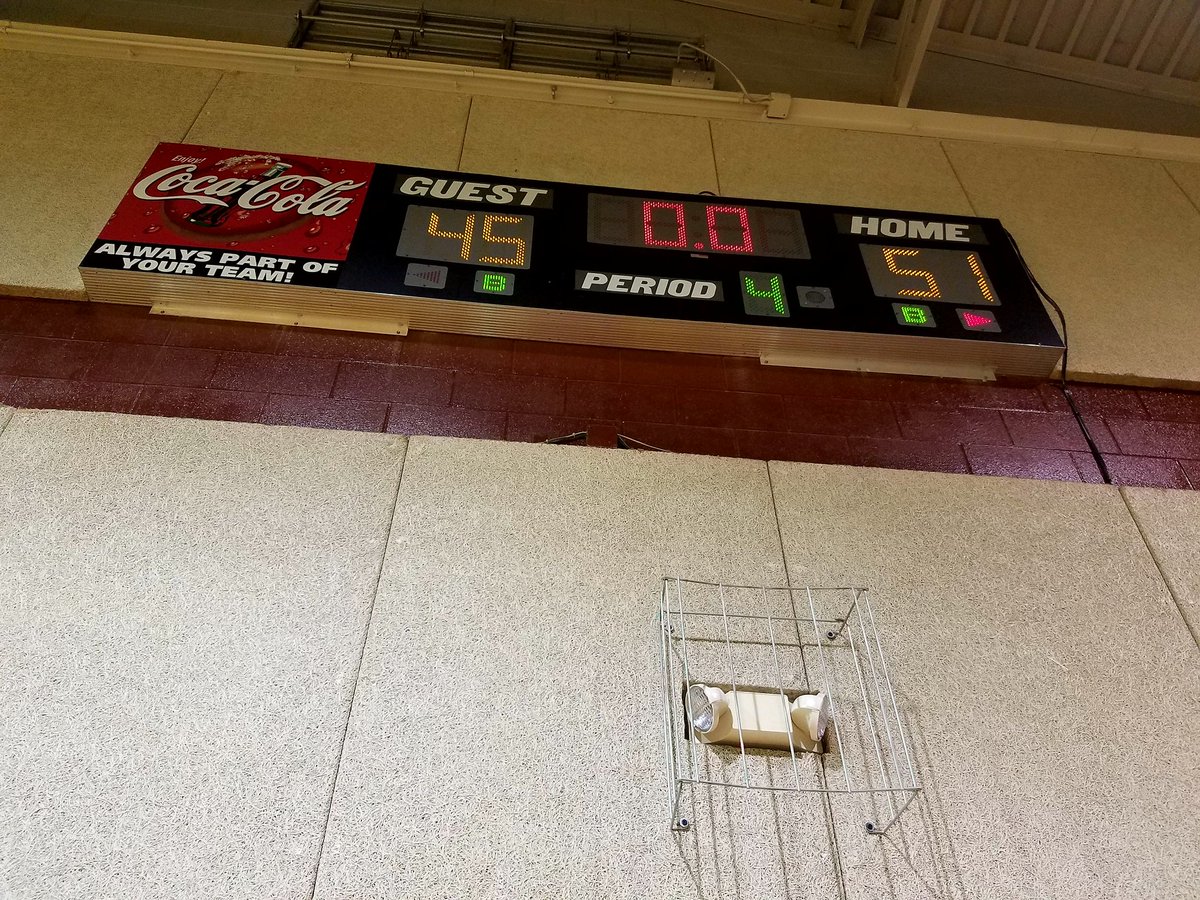 Boys pull off a win tonight at home against Horace Maynard! Lady Rams also won! It's a great day to be a RMS Ram!! <a href="/10Gadams/">Dr. Garfield Adams</a> <a href="/RMSortn/">Robertsville Middle</a> <a href="/RMS_ORS/">Robertsville Middle</a> 🏀
