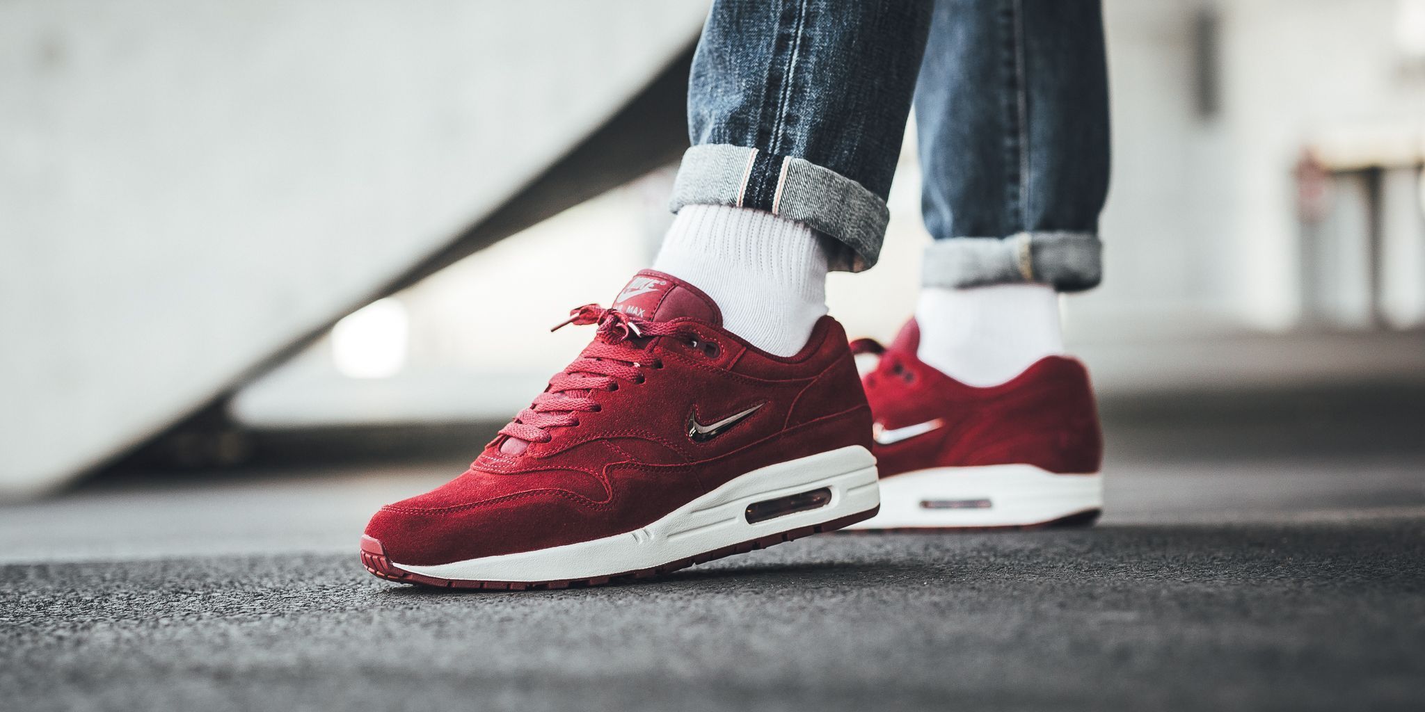 Titolo on X: "NIKE Air Max 1 Premium SC "Team Red/Metallic Dark Grey-Dark  Grey" JEWEL shop here ➡️ https://t.co/muuUee8Aw1 #nike #am1 #airmax1 # nikeairmax1 #jewel #airmax1jewel #nikeairmax1jewel https://t.co/NCppAoSEgb"  / X