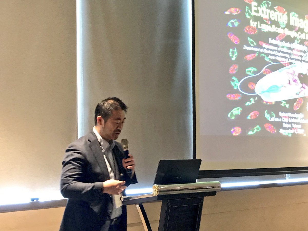 GeneOnlineNews's tweet photo. Keisuke Goda, Prof at University of Tokyo, presents a high-speed imaging system to achieve Large-scale single cell analysis. @SelectBio @GeneOnlineNews #SelectBioAsia2017 #LabonaChipAsia2017 #Taipei #Taiwan https://t.co/0odtKDNxNe