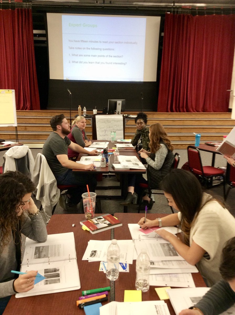 CMS_LLA's tweet photo. Quality Teaching for English Learners (QTEL) Training today! #QTEL #ESL #TeacherPD #CollaborativePoster https://t.co/AM05JubHZL