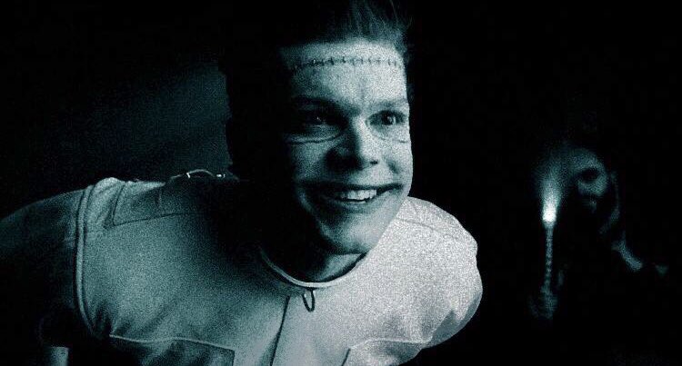 GothamHub's tweet photo. Next week...Jerome Valeska returns to #Gotham. Don’t miss it. #Joker🃏 https://t.co/wQ1EwIB49Z