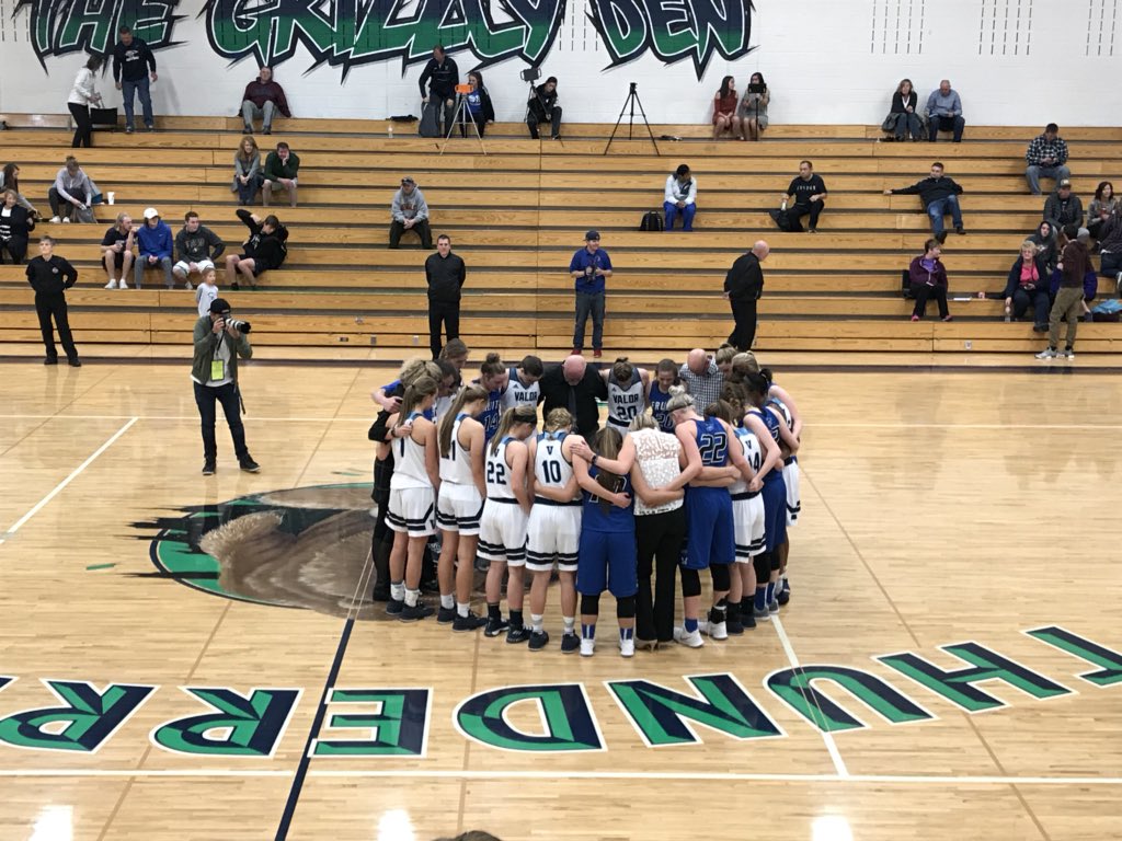 JamieHeiner's tweet photo. @CoachBufton @valorsportsnet @KJelnikerPR Great game Fruita, true competitors! What itβs really all about ππΌ #Glory2one https://t.co/Twg01mEgqt
