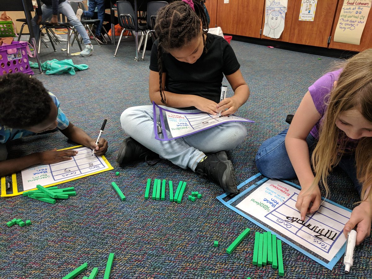 MrsGusewelle's tweet photo. Place value fun this week with rods and units. The students made their own rods and units with beans. #TigersRoar #hemmenwaystreak https://t.co/sngixqjEsG