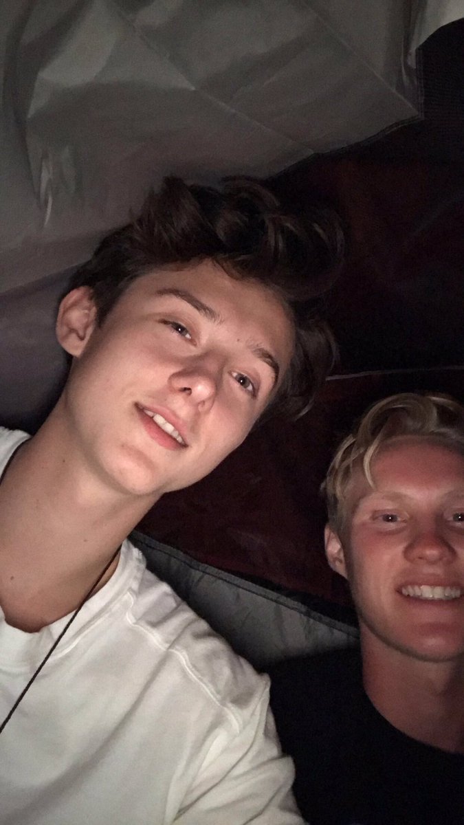 Eric_Topliff's tweet photo. Happy birthday Gav I love u bro! Enjoy the pics of us in our prime @gavingronowski https://t.co/5QvShFCIk8