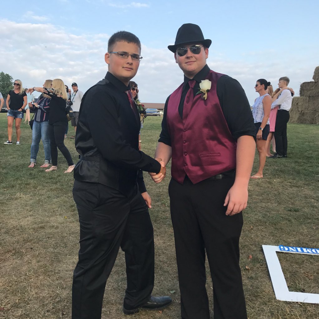 BigMac2k21's tweet photo. #NewProfilePic From one to the next https://t.co/nrxjd07giS
