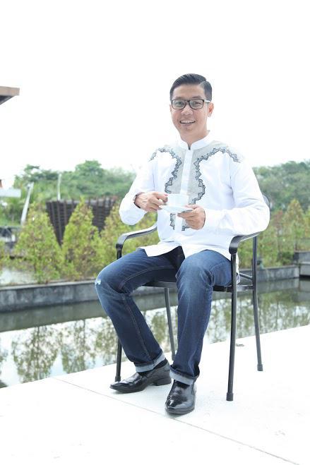 ipphoright's tweet photo. Beda pendapat itu wajar. Berpecah-belah, itu yang tidak wajar... Mereka maulid atau tidak maulid, pastinya mereka mencintai Nabi yang sama. Hormati saja... #Perbedaan kecil tak perlu dibesar-besarkan. Maaf, perbedaan kecil kalau dibesar-besarkan, maka rahmat pun akan mengecil. https://t.co/vGKl0eMNt5