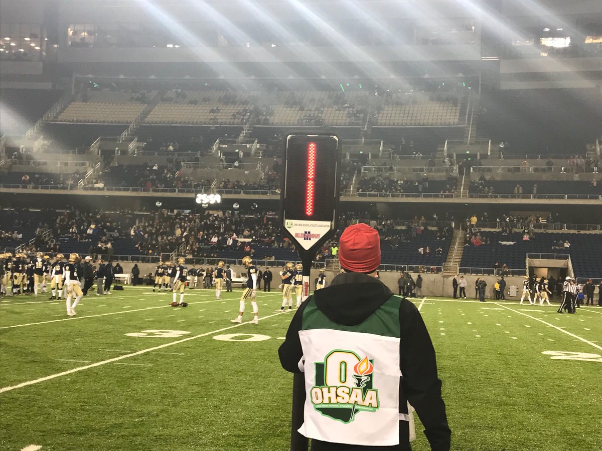victorygameclks's tweet photo. Special thanks to @MinervaAD for using their eDown in the @OHSAASports football playoffs! Proud to have you as a customer! #VictoryGameClocks #eDown #everydowncounts https://t.co/O9kL4Rf0q9