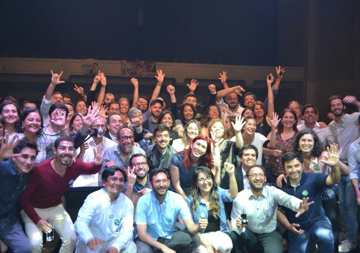 jorbritoh's tweet photo. Hoy en @RDemocratica agradecemos la entrega y liderazgo de @labeasanchez. Honraremos la confianza de todos los que creyeron en nuestro proyecto con un arduo trabajo desde el parlamento. ¡Sigamos construyendo juntos #ElPoderDeMuchos! https://t.co/0g3vrJxiOt