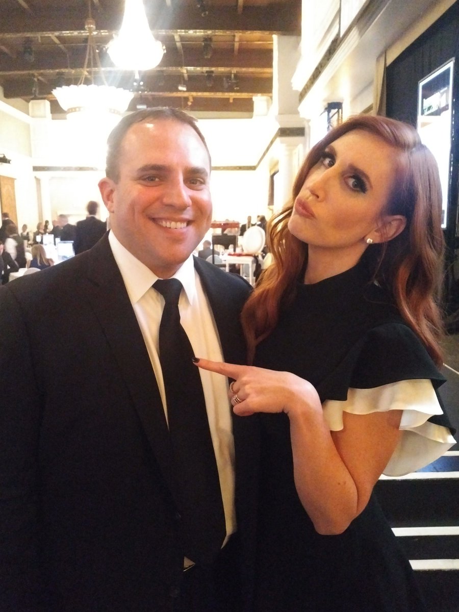 groupbenefitz's tweet photo. .@JESSI is totally killin' it at the #IBAwardsCA #table37 #champagneglassesarempty #flattery #we❤etalk https://t.co/SDaACOP5Ao