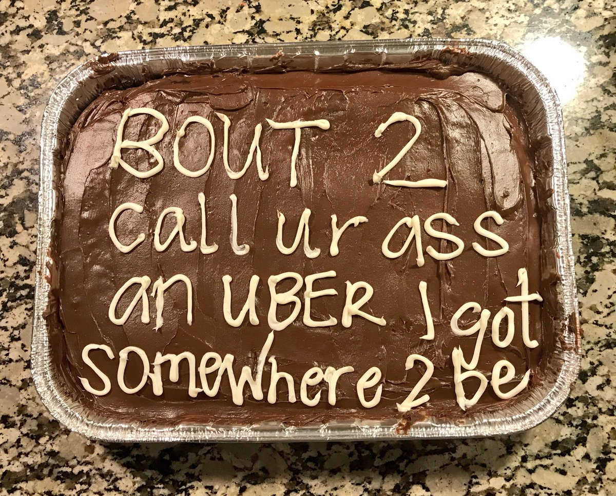 kait_dizzle's tweet photo. #DrakeOnCake https://t.co/kn3AIMKcW2