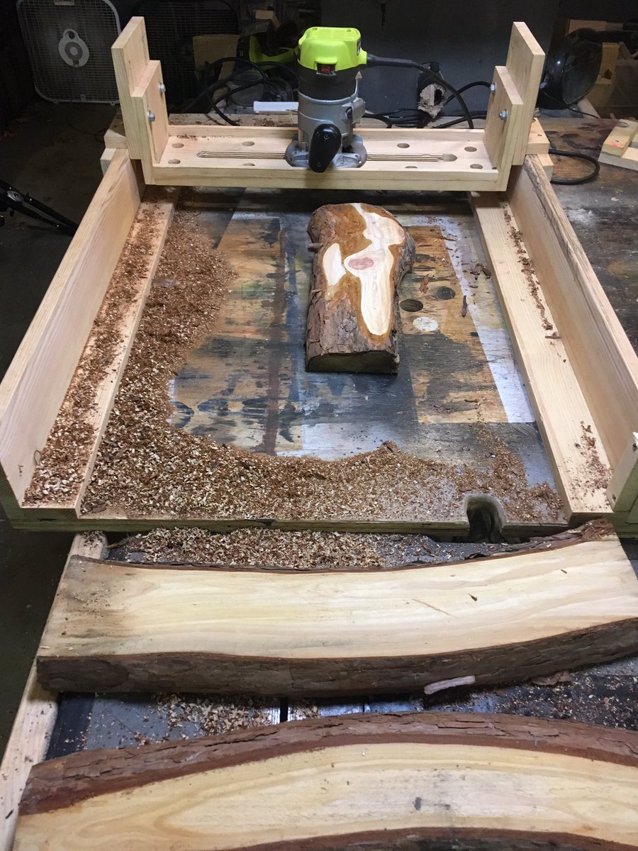 WildwoodsLtd's tweet photo. #woodwork #woodworking Ran out pine boards. Looks like I'm doing live edge stuff for the next week. https://t.co/aAd9ZVYXvi