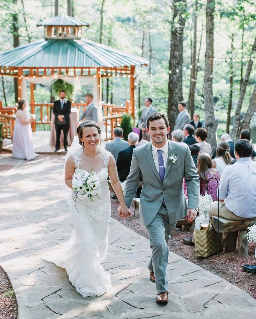 rachelshank_'s tweet photo. Thankful.β¨
.
.
π·: @jenniferwoodbery #jwoodberyphotography #switchtoshank #shankmates #wedding #justmarried #tbt https://t.co/uoZ2ERGdcx https://t.co/n2R6G1dT59
