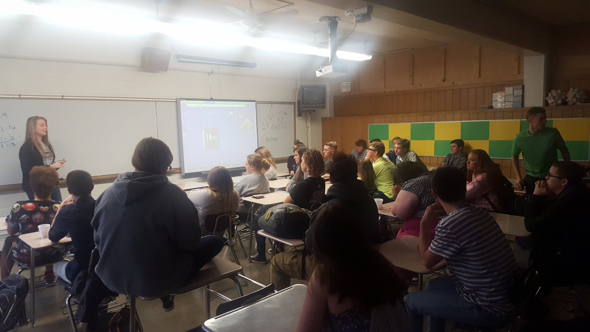 fca_hillcrest's tweet photo. A full house in FCA this morning! So motivating to see everyone being active in their faith! Kloie Cook preaching about self-respect and bringing a very important questions to the table: "Who are YOU?"
(T-SHIRTS ARE IN! $10.00 GET YOURS!)
#FCAPride https://t.co/LyqZDvzqZc