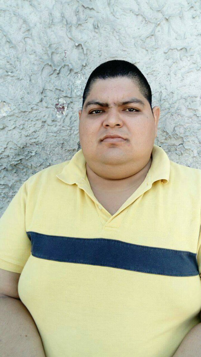 AdemasSV's tweet photo. #SanSalvador PNC capturó a José  Enmanuel Merino Flores de 27 años, en bulevar Tutunichapa de la capital, con orden emitida por Juzgado Especializado de Sentencia por agrupaciones ilícitas y fabricación, tenencia, o comercio ilegal de armas de fuego o explosivos caseros https://t.co/ZSuOpnVmug